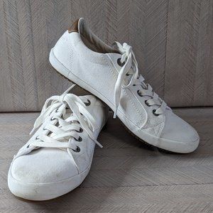 Taos Women's Star Burst White Sneakers-Size 7